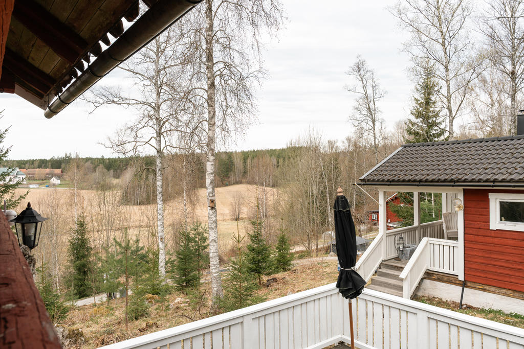 Utsikt frånloftgången på bostadshuset