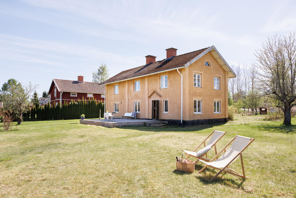 Härlig uteplats på husets baksida