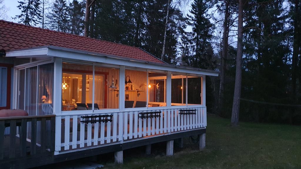 Säljarens bild: Skymningsljus på Porsstigen 4. 