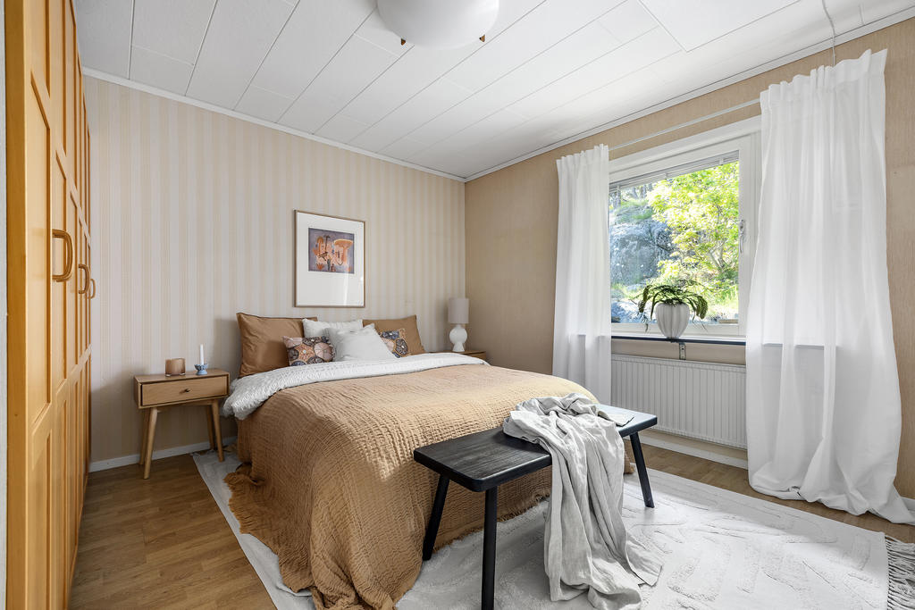 Sovrum 3 med plats för dubbelsäng