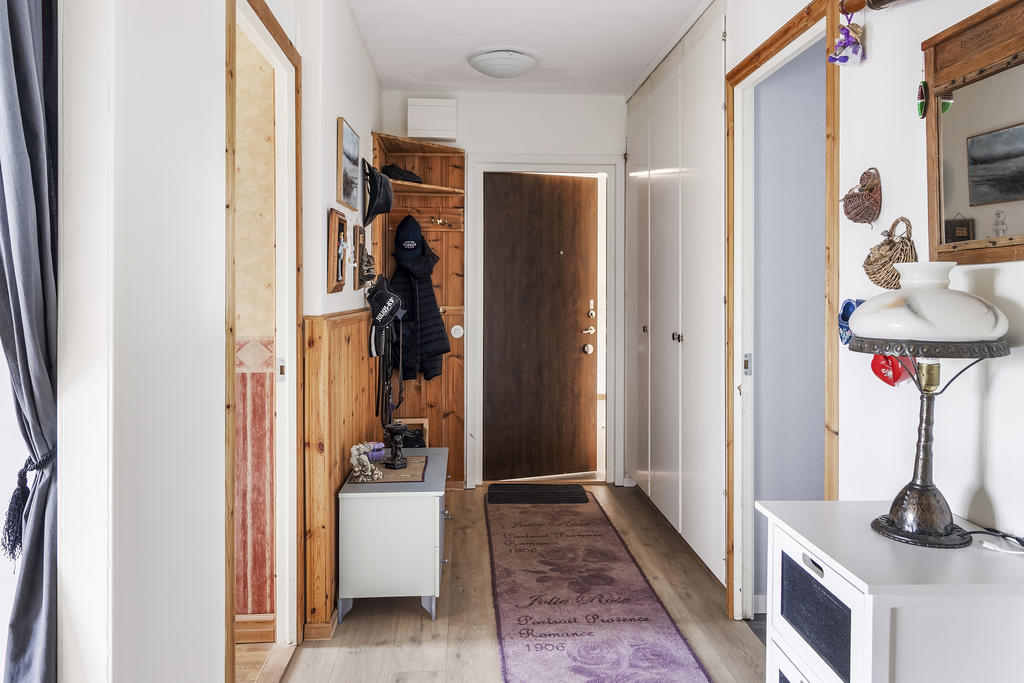 Hall