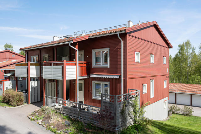 Jones Väg 2