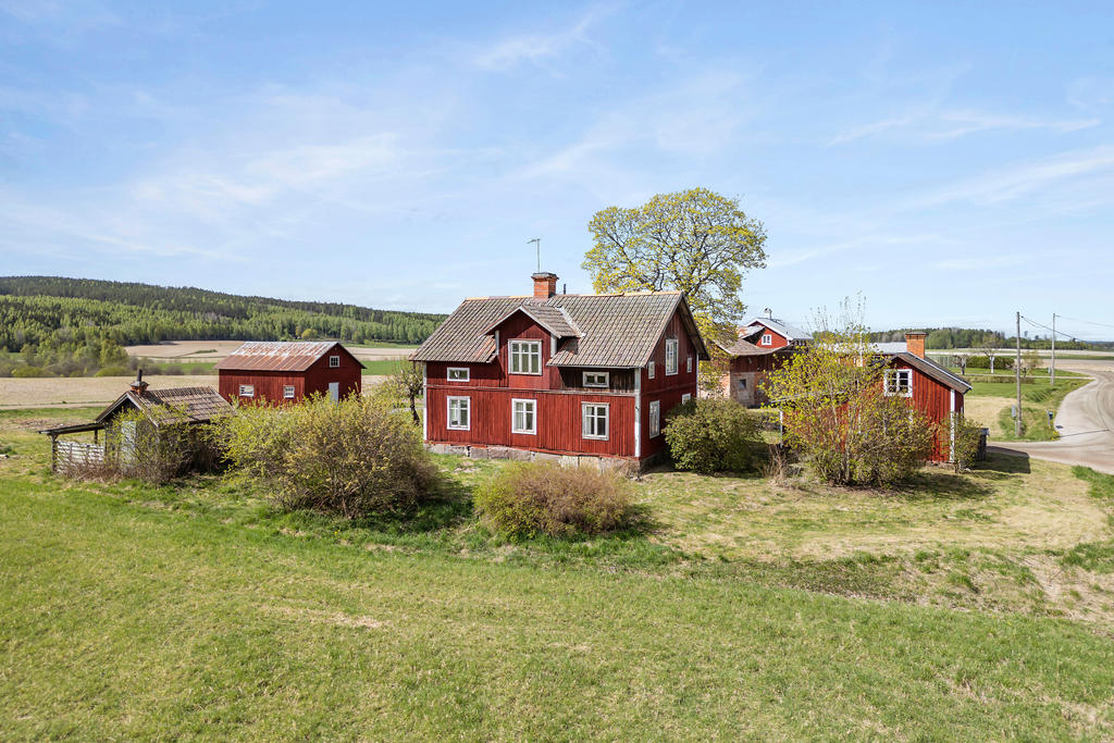 Fasad, baksida