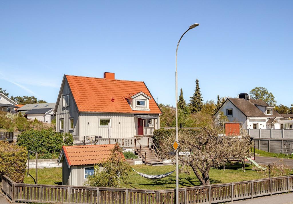 Mastvägen 22 - perfekt bostad för barnfamiljen!
