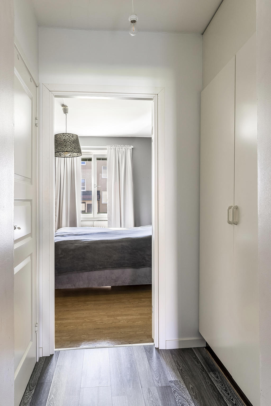Passage från hall