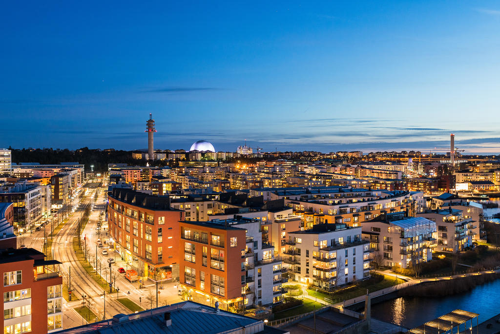 Utsikt kvällstid från föreningens takterrass.