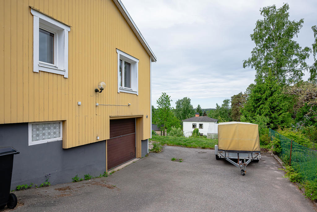 Garage i källaren