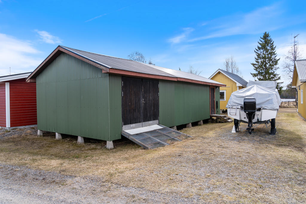 Garage/förråd