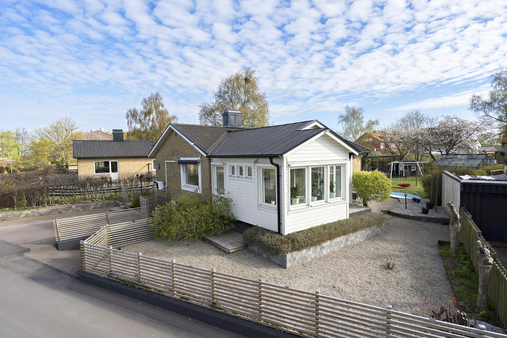 Välkomna till Ängatan 34 i Åstorp!