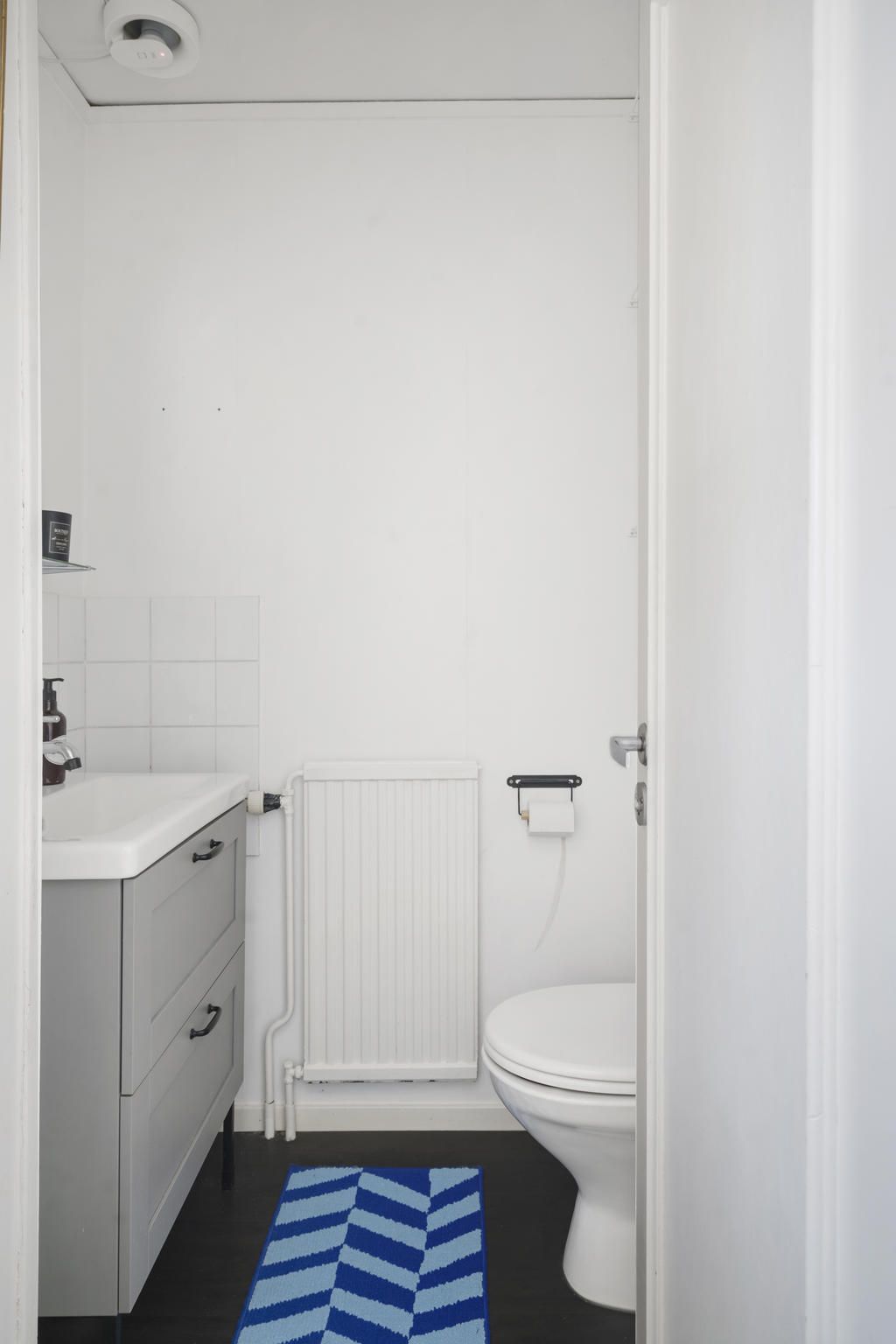 Praktisk gästtoalett