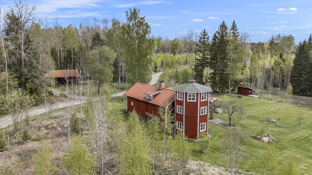 Lantlig läge med vackra omgivningar