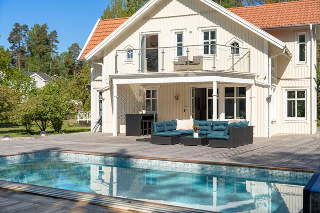 Välkommen till underbara Skåvsjöparksvägen 6!