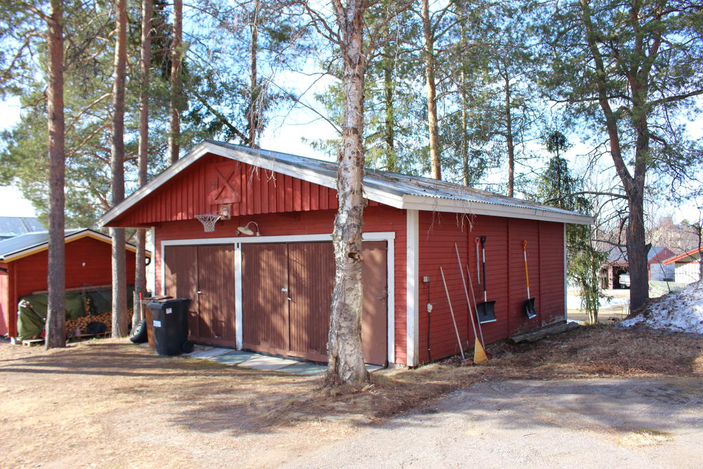 Dubbelgarage om cirka 40 kvm 