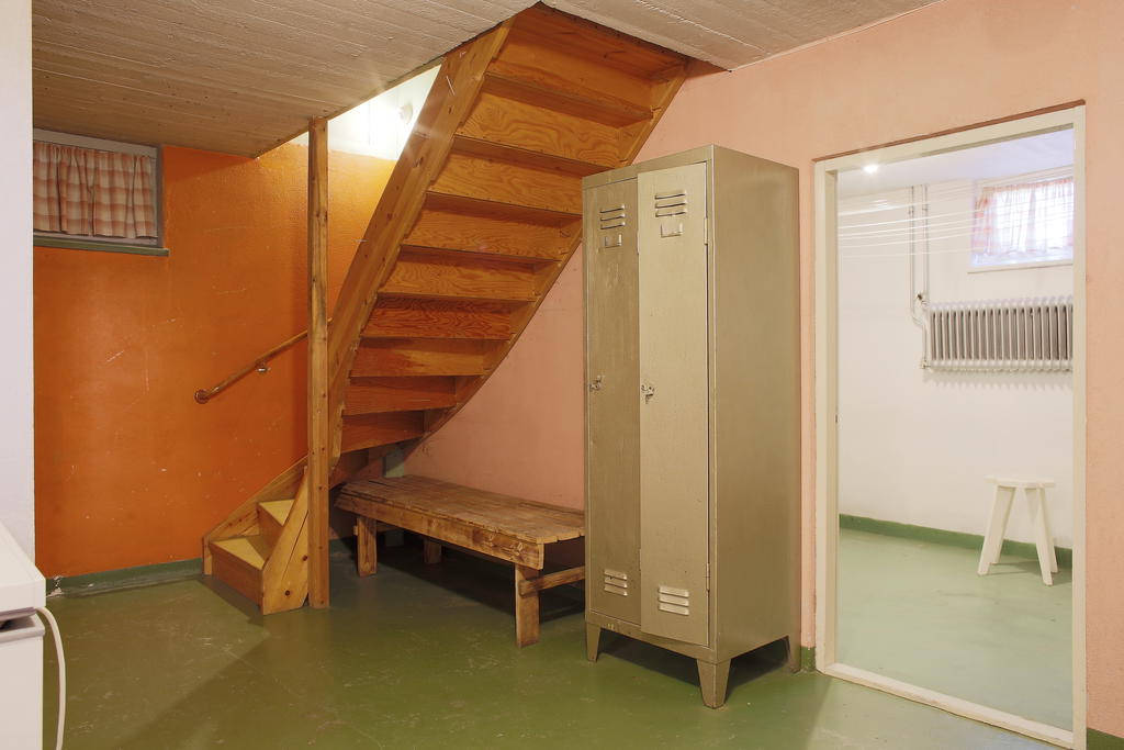 Källarplan med vy mot torkrummet