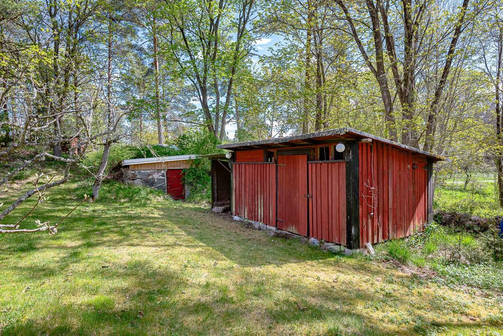 Uthus och jordkällare