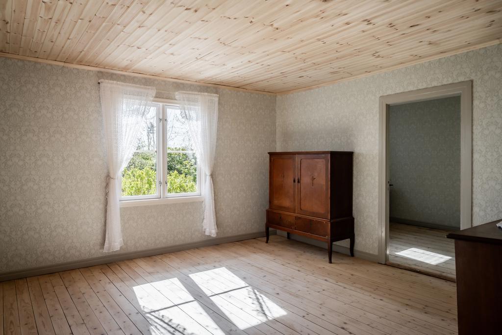 Vardagsrum mot sovrum