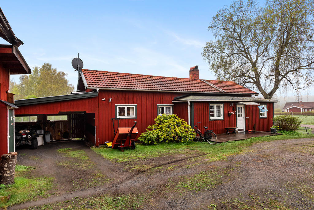 Vidbyggt carport