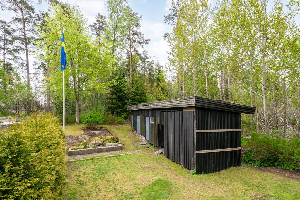 Förrådsbyggnad.