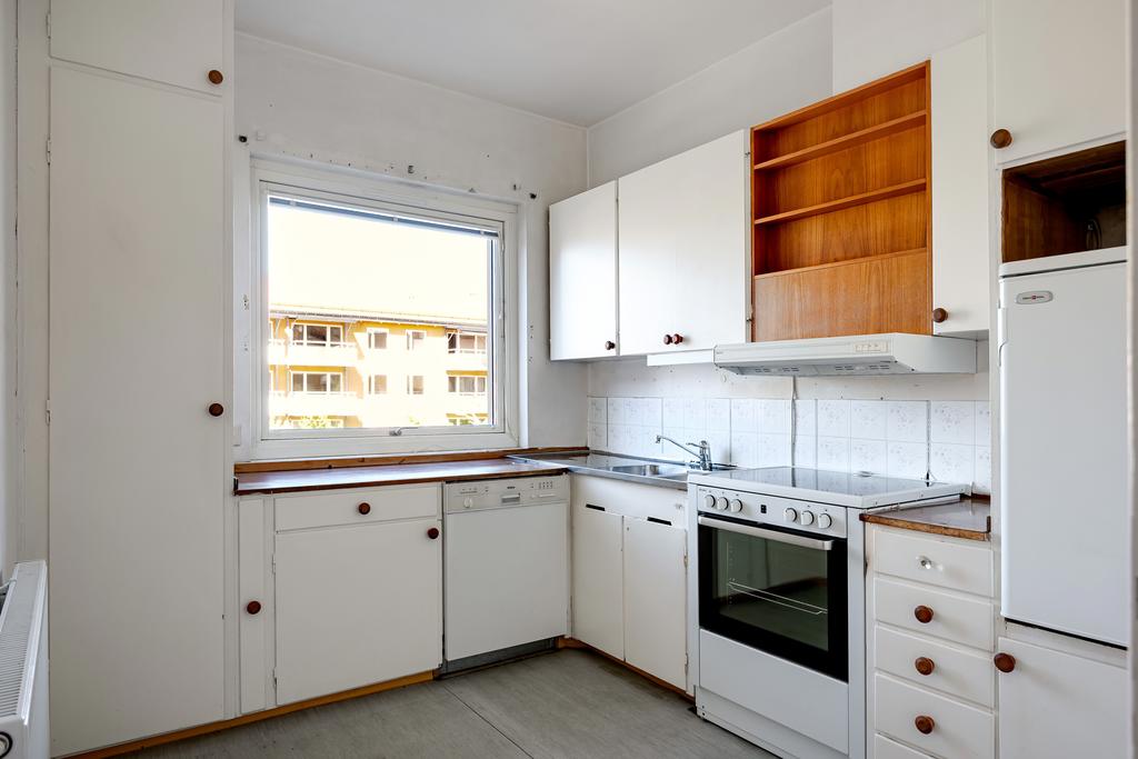 Kök i originalstandard - charmigt men med behov av renovering