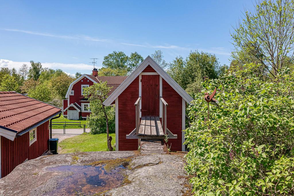 "Brygga" till uthusloftet
