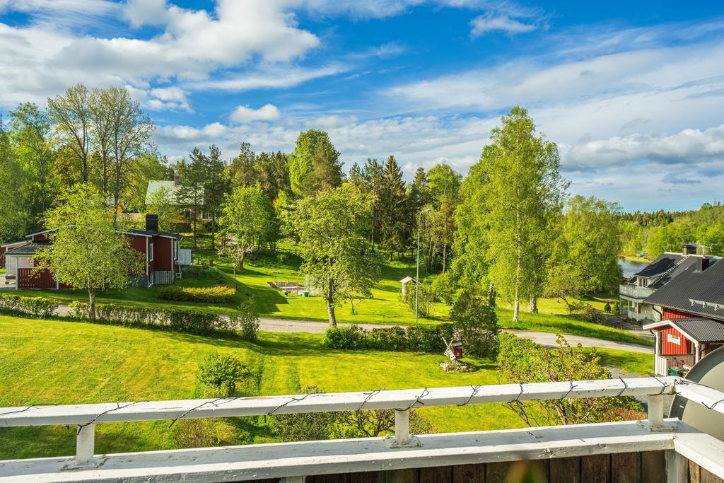 Utsikt från balkongen övervåning 