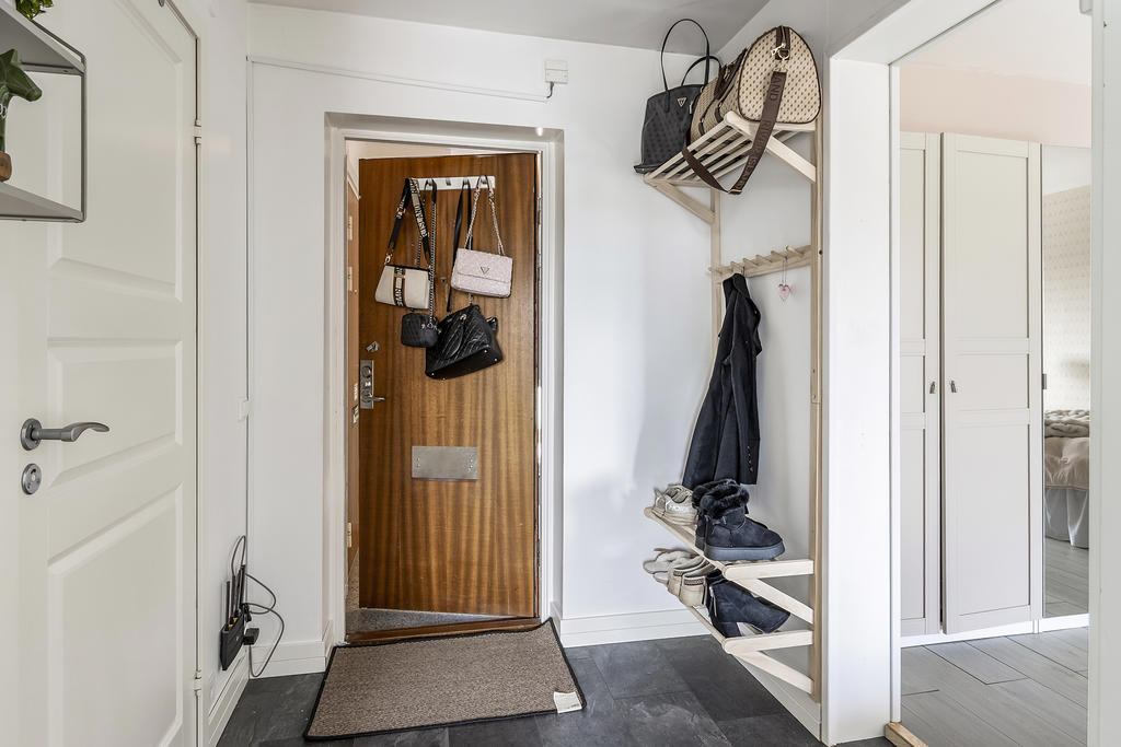 Hall med avhängning