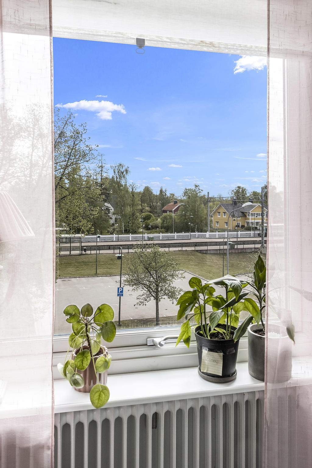 Ett par minuters promenad till tåget
