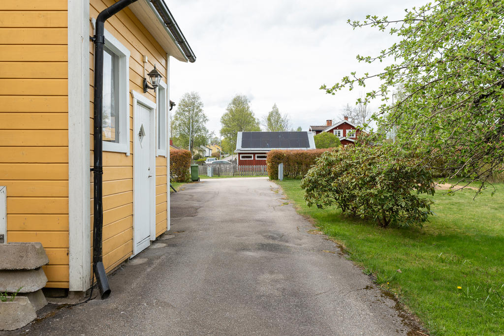 Uppfart/entré