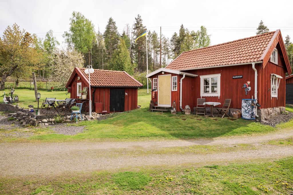 Hobbystuga och gästhus