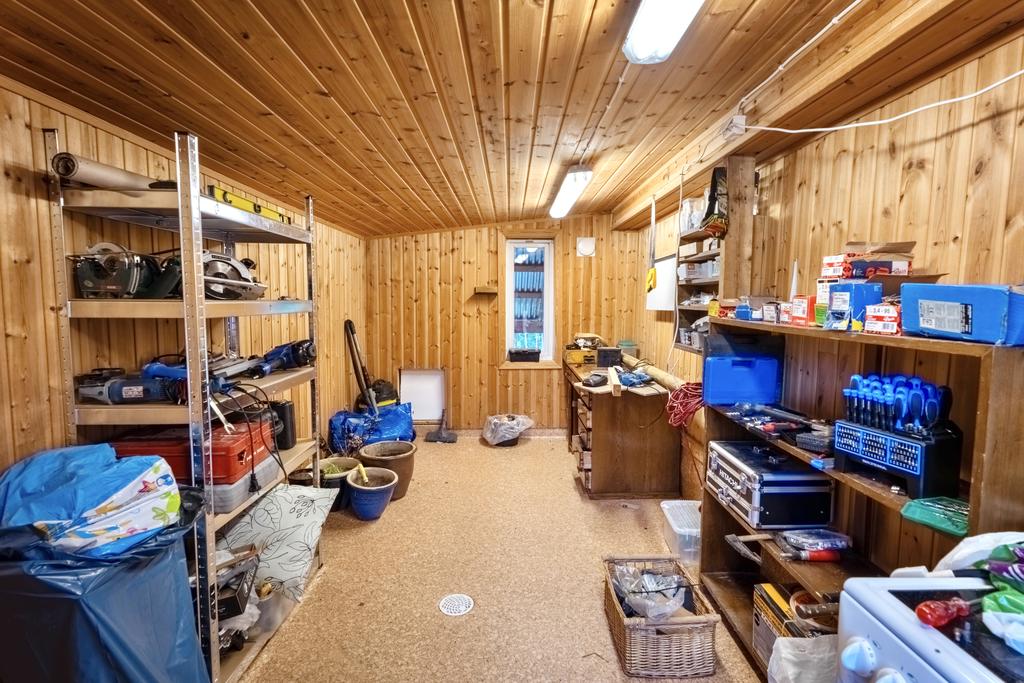 Verkstad/förråd