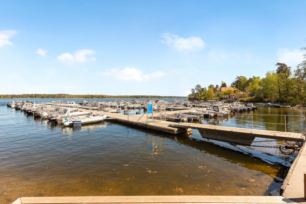 Båtplats på Mor Annas Brygga, LIdingö