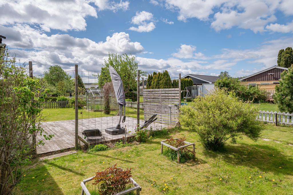 Lagom stor trädgård 