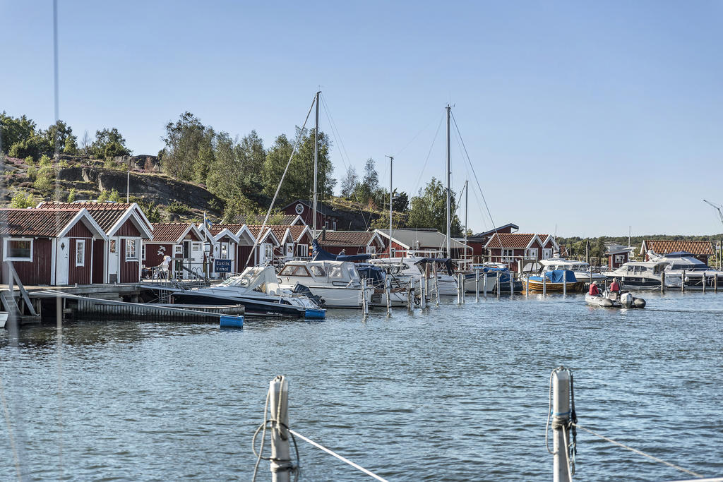 Ta en promenad till vackra Eskils kanal