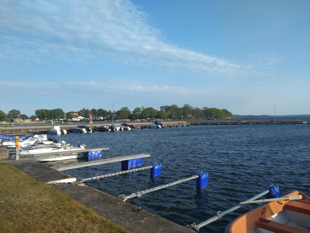 Omgivning och hamnen