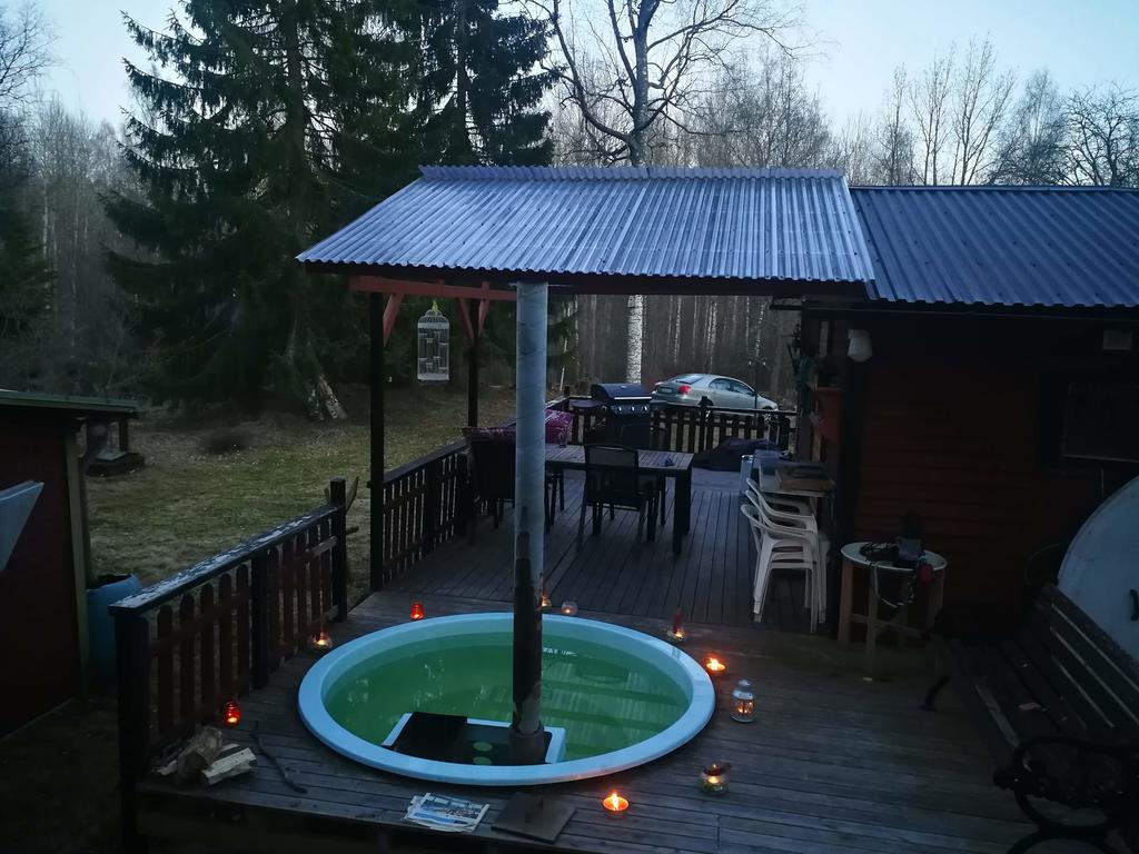 Vedeldad badtunna (säljarens bild)