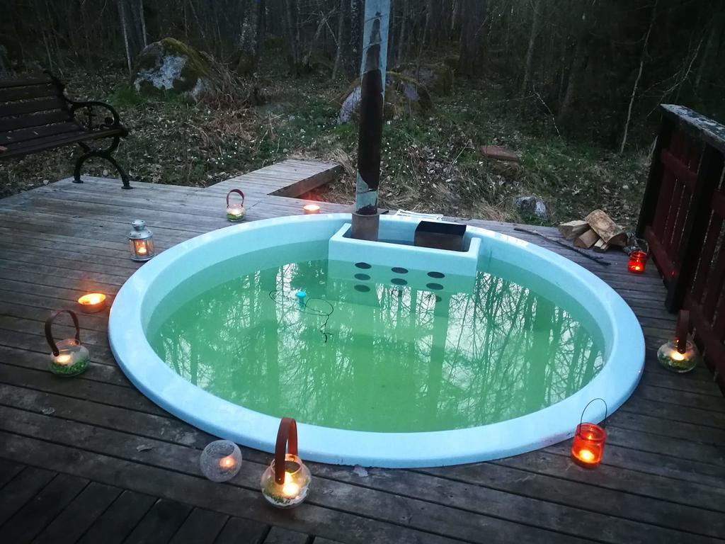 Vedeldad badtunna (säljarens bild)