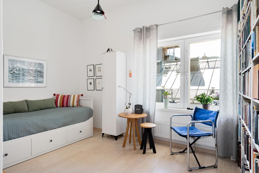 Sovrum 2 med plats för dubbelsäng 