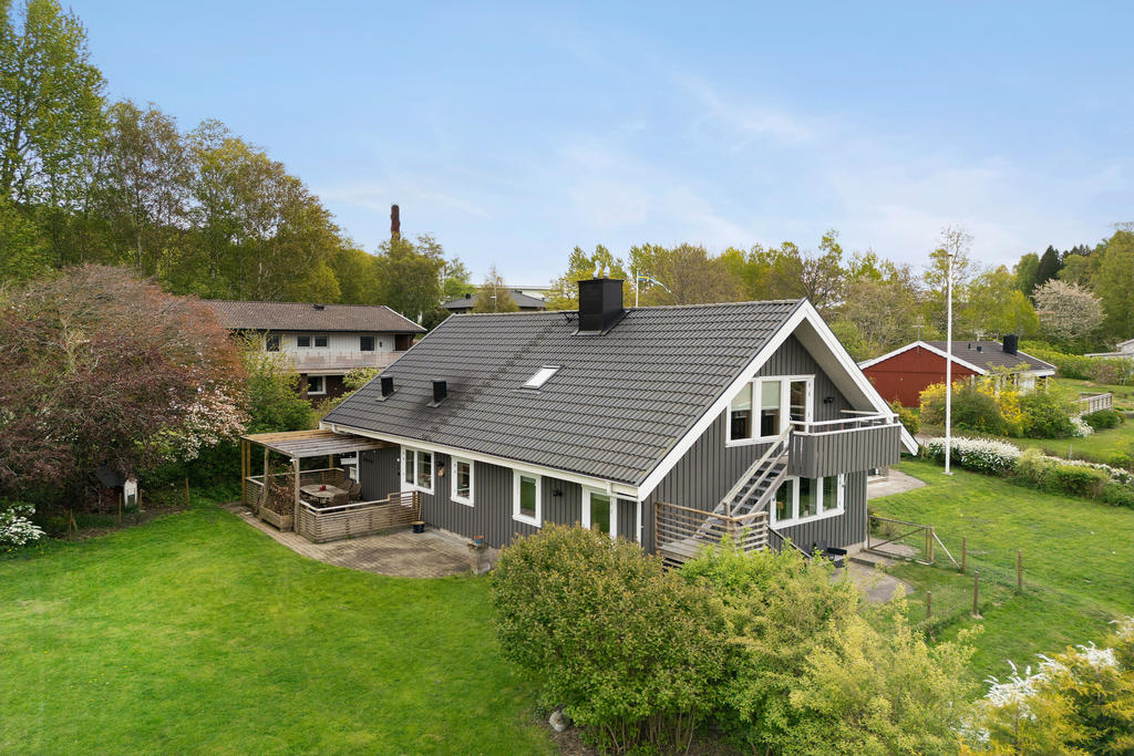 Plan trädgårdstomt 