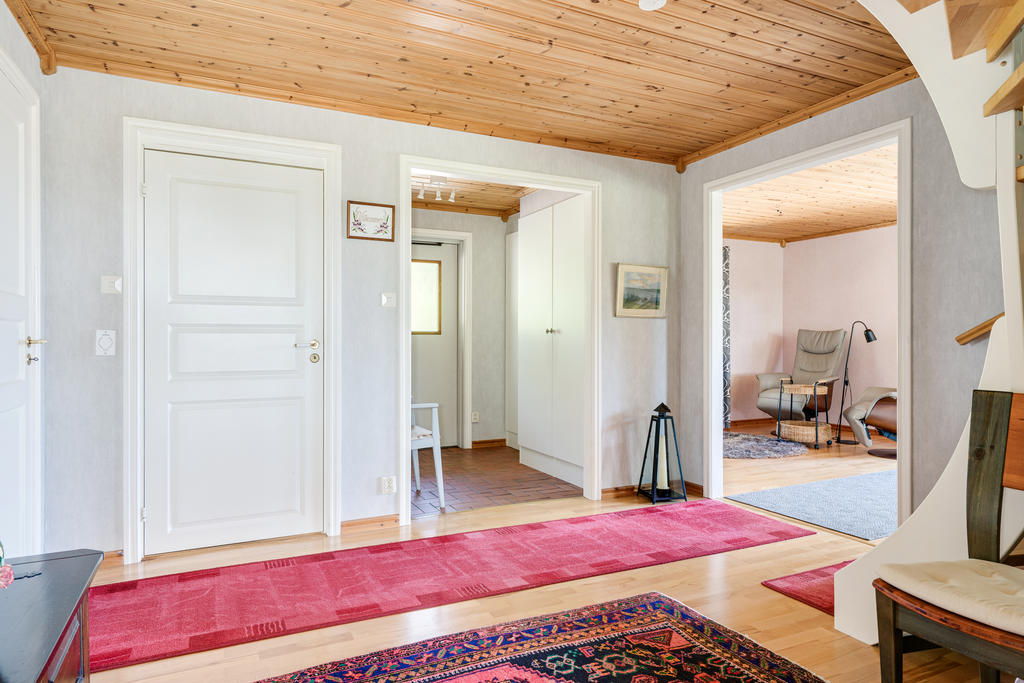 Entréhall - Välkommen in! 