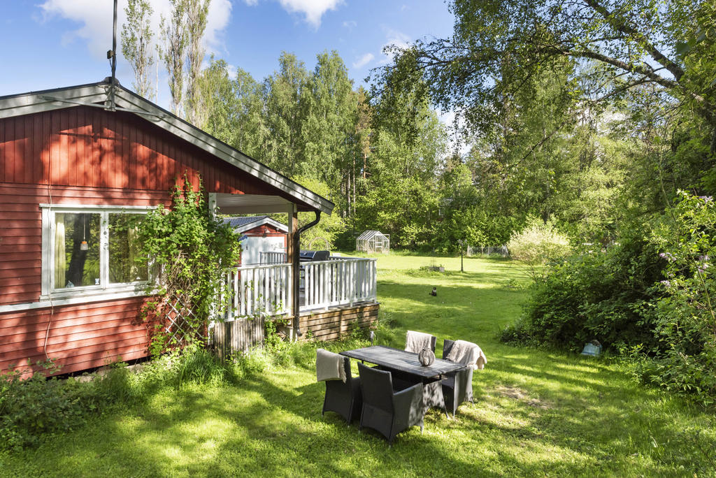 Välkommen till grönskan och lugnet.