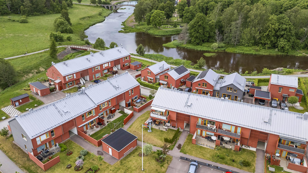 Trevligt område med närhet till Arbogaån