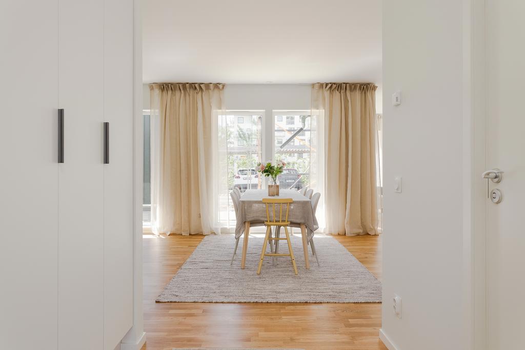 Bilderna kommer från visningshus i Växjö. Vissa inredningsval kan variera.