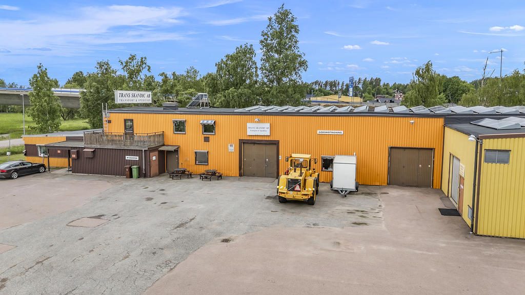 Fasader från öster