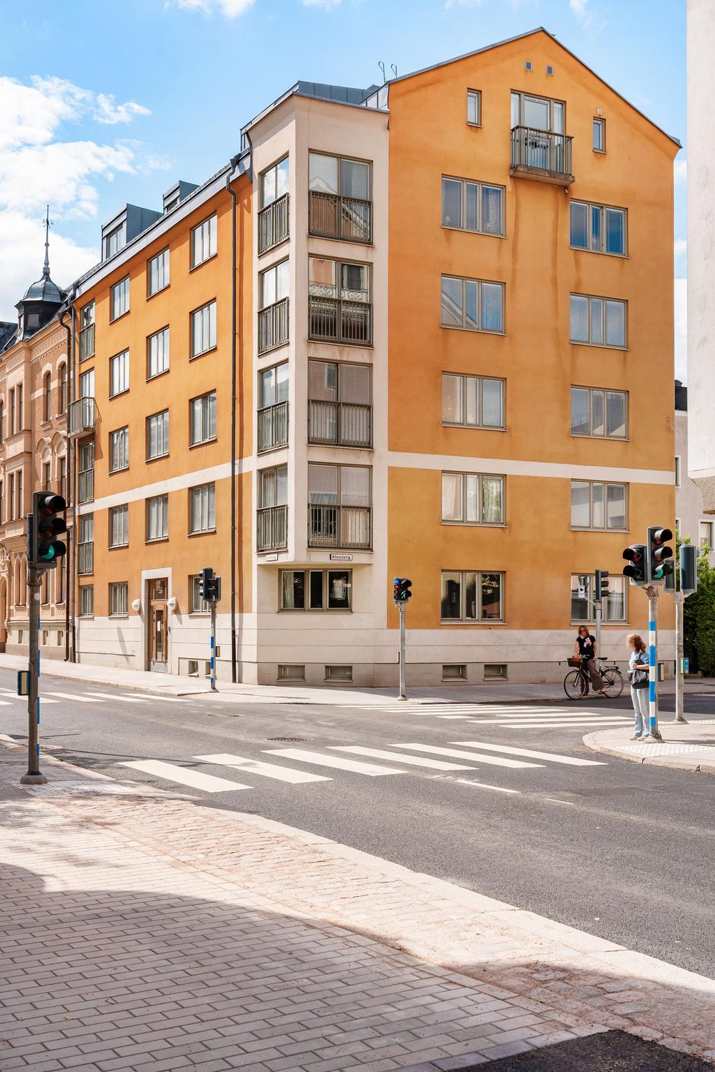 Drottninggatan 33! 