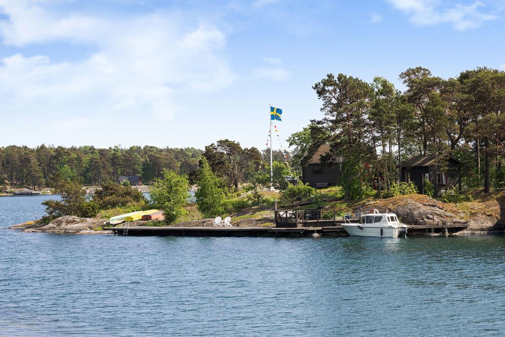 Brygga med plats till fler båtar och brygghäng