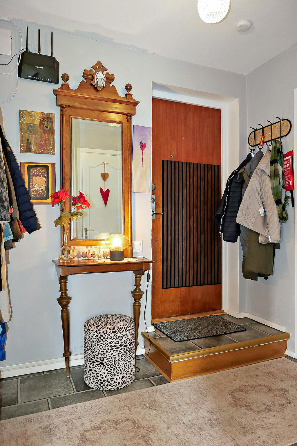 Hall 