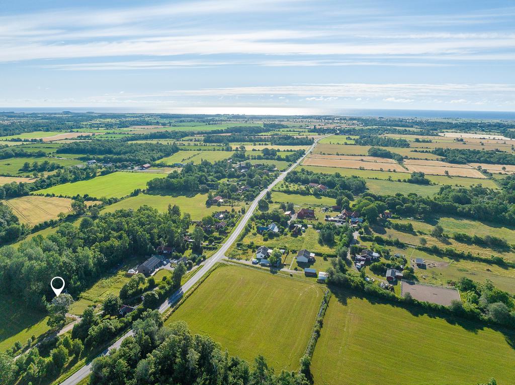 Stor härlig tomt med närhet till Östersjön