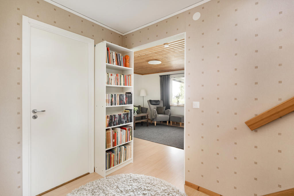 Hall (souterrängvåning)