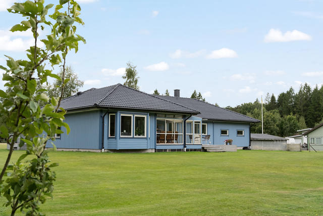 Välkomna till Västra Röd 112!