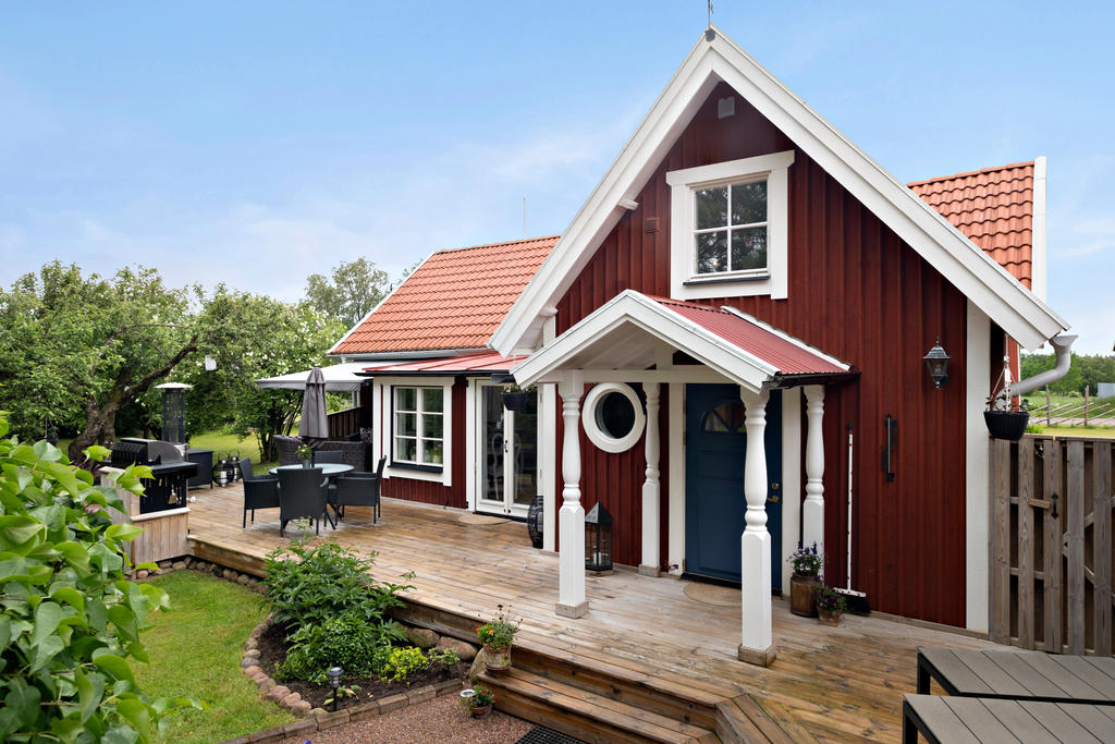 Huvudbyggnaden.